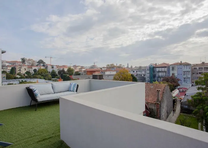 شقة Liiiving In | Historic & Sunny Terrace