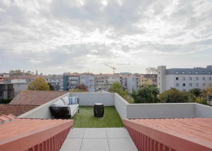 Lejlighed Liiiving In | Historic & Sunny Terrace