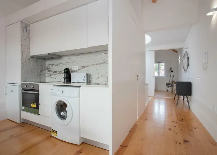 Liiiving In | Historic & Sunny Terrace ポルト